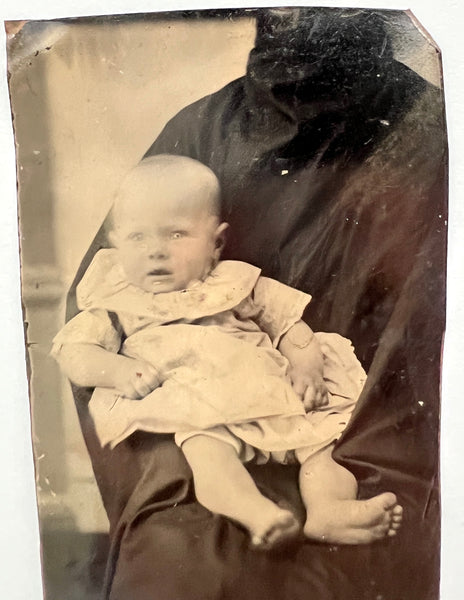"Hidden Mother" tintype portrait of a baby