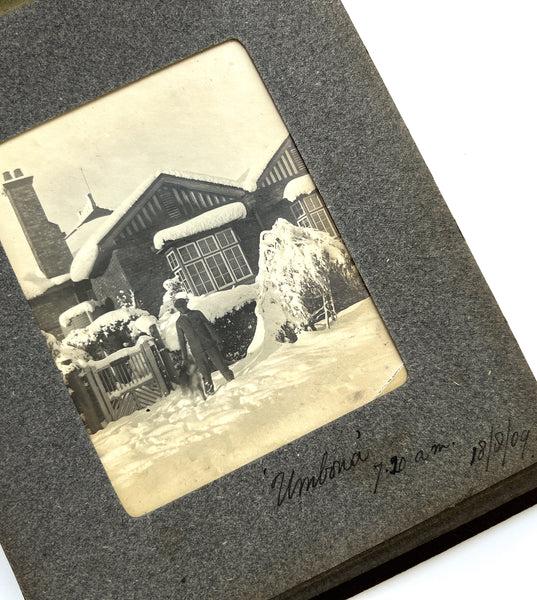 "Johannesburg's Record Snowstorm. 11.0 P.M. Augt 16th 1909 to 9.0 P.M. Augt 17th 1909. Umbona" (caption title)