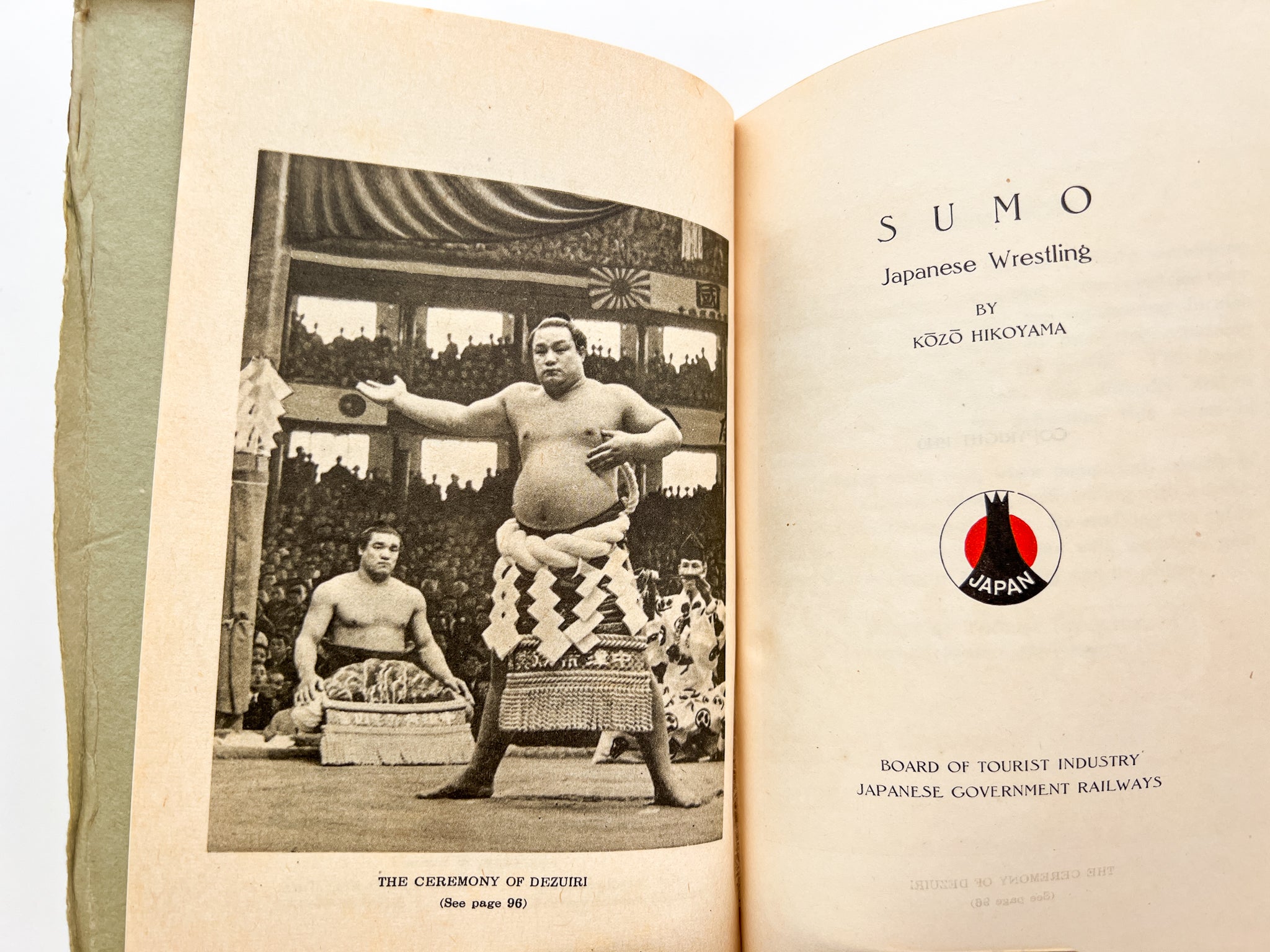 Sumo: Japanese Wrestling [Tourist Library: 34]