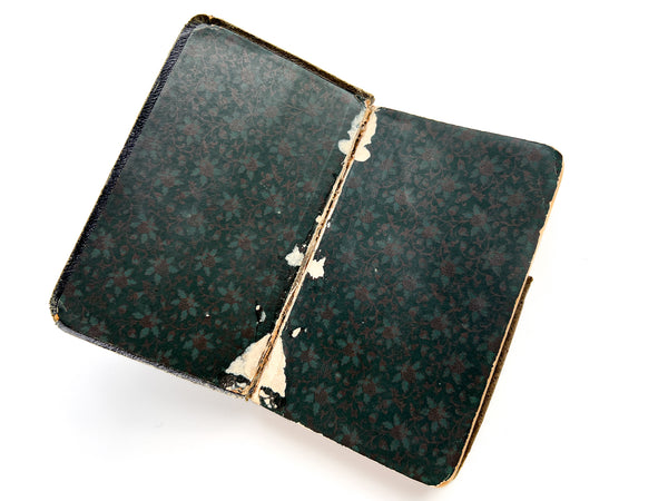 Beaded agenda book used by a Swedish immigrant ca. 1900-1915