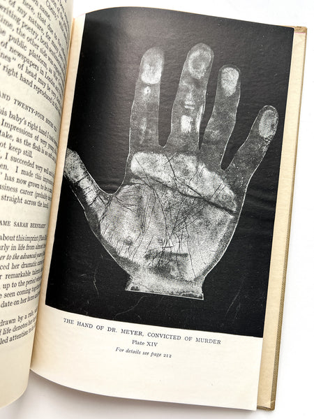 Cheiro's Language of The Hand: A complete practical work on the sciences of cheirognomy and cheiromancy, containing the system and experience of Cheiro.