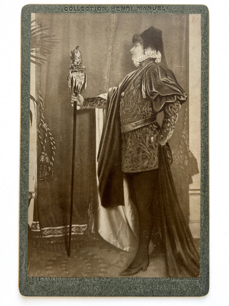 Henri Manuel cabinet card photograph of Sarah Bernhardt in 'Les Bouffons'