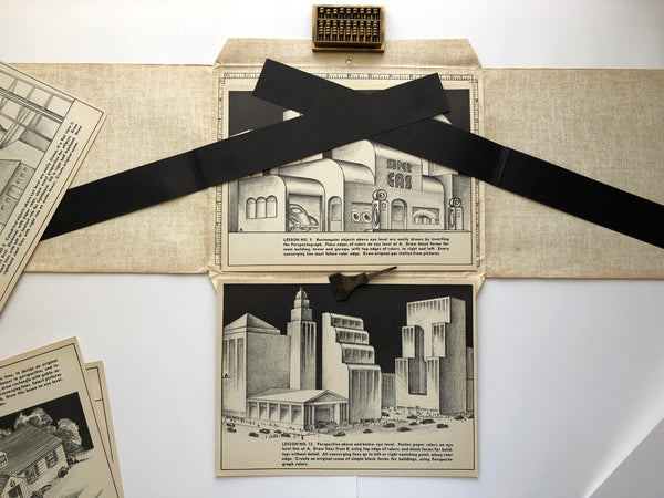 PERSPECTOGRAPH (Milton Bradley perpective drawing apparatus)